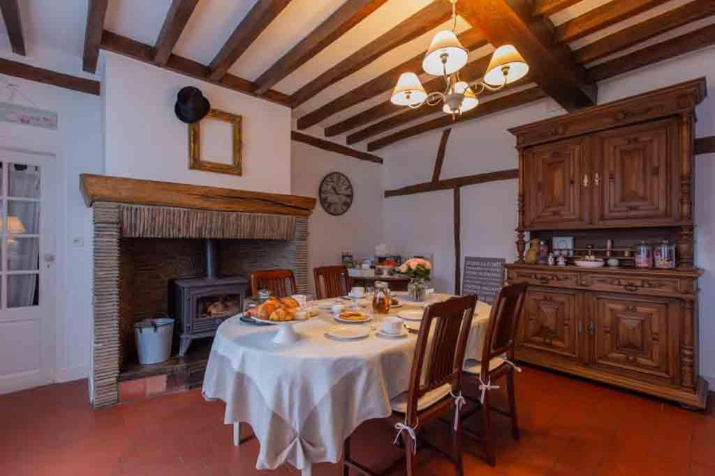 Bed and Breakfast Couette & Confitures Nojeon-en-Vexin Zewnętrze zdjęcie